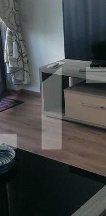 Apartament cu 3 camere, 80 mp, complex rezidențial, zona centrală - Fotografie 1