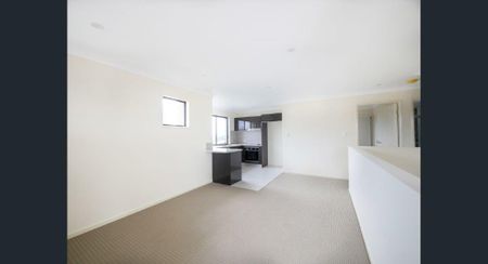 3 BEDROOM AIR CONDITION TOWN HOUSE - Photo 4