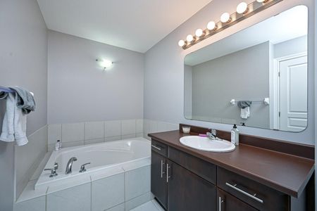 For Lease - 76 Stonehaven Drive Unit# 1, Kanata, Ontario - Photo 4