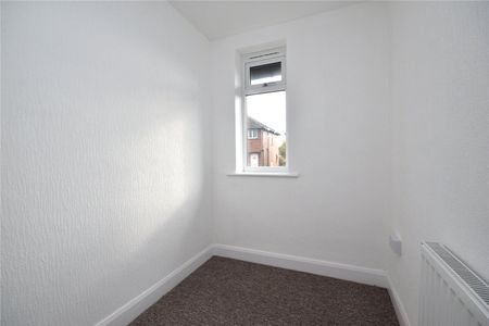 7, Harthill Avenue, Gildersome, Leeds, LS27 7EZ - Photo 4