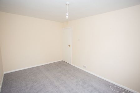 2 bedroom flat to rent, Available unfurnished from 17/03/2025 - Photo 4