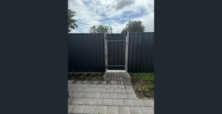 Modern 3-Bedroom Home with Ensuite & Secure Gated Front Yard - Photo 3