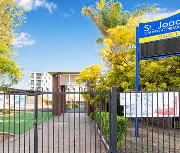 SPACIOUS FAMILY HOME IN A PRIME LIDCOMBE LOCATION - Photo 6