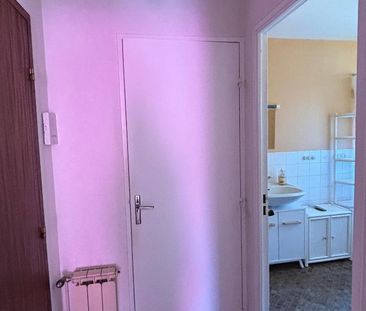 Location Appartement 1 pièce 34m² PRIVAS 07000 - Photo 6