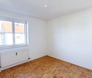 Helle 3-Zimmerwohnung mit Loggia und Abstellplatz im Freien - Photo 3