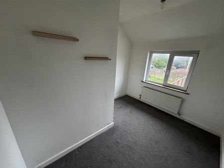 2 bedroom terraced house to rent - Photo 3