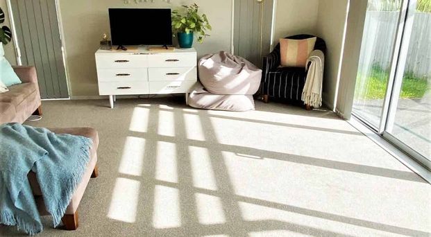 As new townhouse - Photo 1