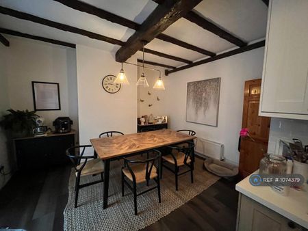 3 bedroom terraced house to rent - Photo 4