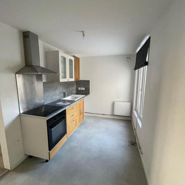 Location Appartement 2 pièces 40m² COULOMMIERS 77120 - Photo 1