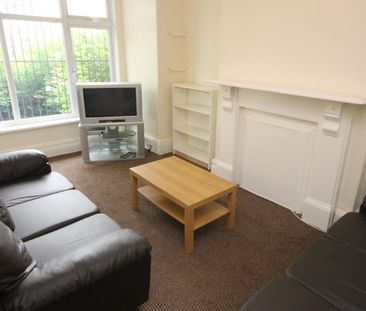 Lucas Street, Woodhouse, Leeds, LS6 2JD - Photo 6