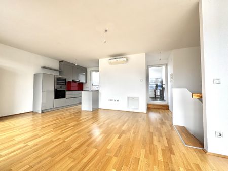 Exklusive City-Maisonette mit Panoramablick, Kamin & Abendsonne über der Stadt - Foto 5