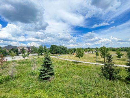 For Lease - 17 Rattenbury Road, Vaughan, Ontario - Photo 2