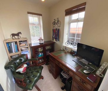 2 bedroom cottage to rent - Photo 1