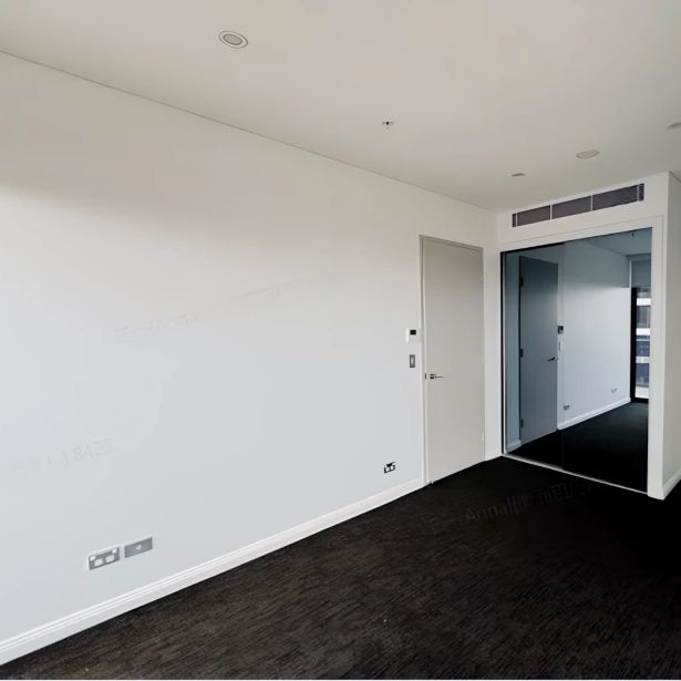 1 bed 1 bath*1502 - Photo 1