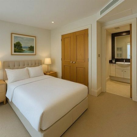 Lensbury Avenue, Fulham, SW6 - Photo 2