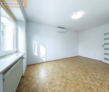 Warszawa, Bielany, Leopolda Staffa - Photo 2