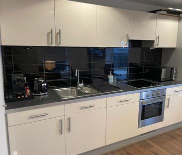 2 Bed Flat, Media City Uk, M50 - Photo 2