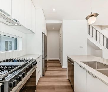 11111 - 11113 51 Street — 11111 51 Street - Photo 3