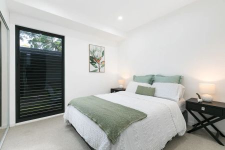 “Modern Townhome in a Prime Convenient Location!” - Photo 5