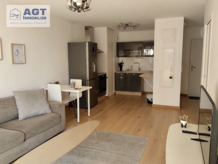 Location Appartement 2 pièces 45m² BEAUVAIS 60000 - Photo 2