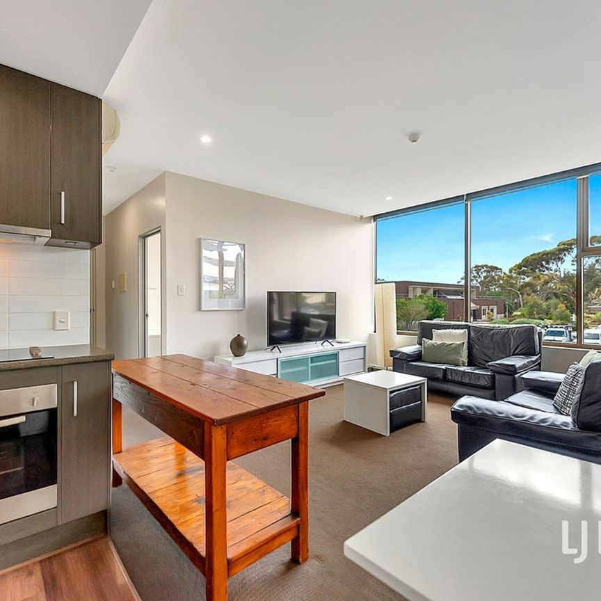 Upper-Level Apartment with Views! - Photo 1