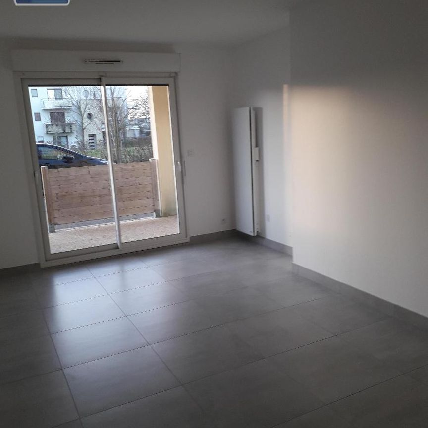 Location Appartement 2 pièces 50m² ST NAZAIRE 44600 - Photo 1