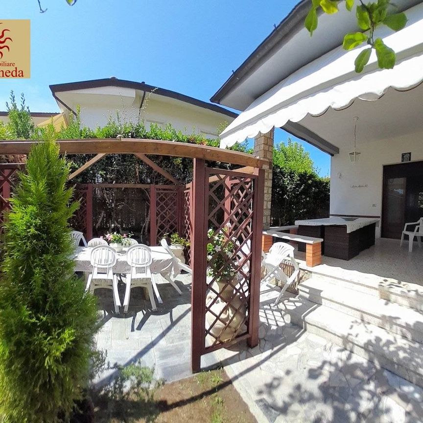 Villa unifamiliare via Terreni Pacchiani, Centro, Forte dei Marmi - Photo 1