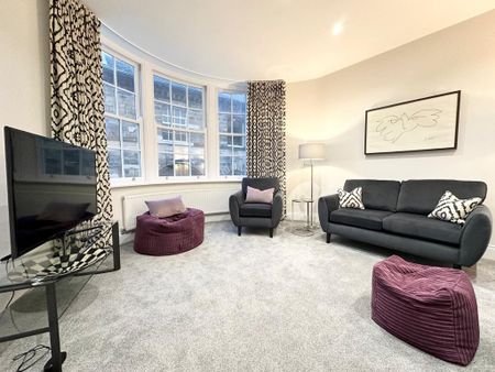 2 bedroom flat to rent - Photo 2