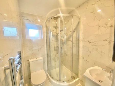 Park Avenue Grays, Property for rent - Photo 5