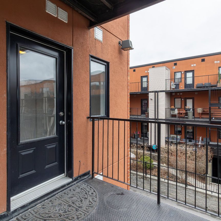 Condo for rent, Montréal (Le Sud-Ouest) - Photo 1