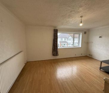 2 bedroom maisonette to rent - Photo 5