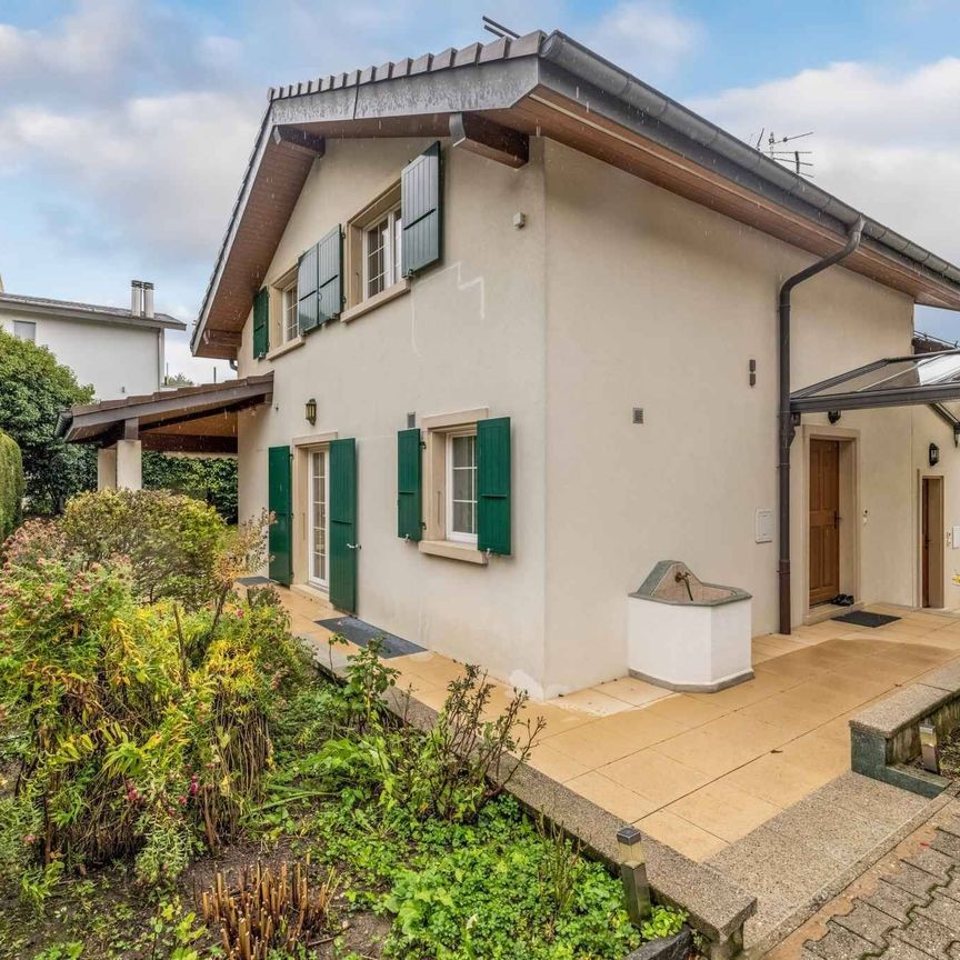 Belle maison mitoyenne avec jardin - Photo 1