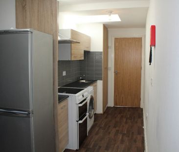 Shaw Street, Flat 8, PRESTON, Lancashire PR1 1UB - Photo 3