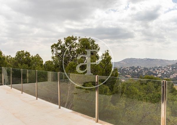 Villa for rent in the urbanisation El Bosque