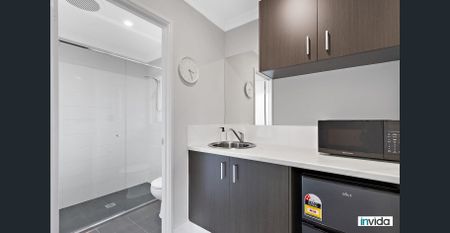 Contemporary, Private Ensuite Room in Golden Bay, WA - $350 per week / Fully Furnished / All Utilities Included - Photo 4