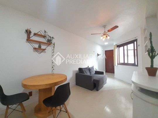 Apartamento com 1 quarto e 47m² para alugar em Centro Histórico, Porto Alegre. - Foto 1