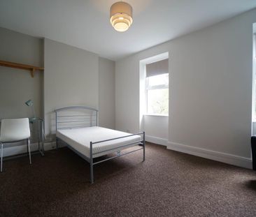 4 Victoria Park - Photo 6