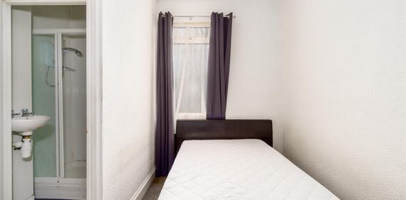 Admiralty Street, Keyham, Plymouth - Photo 2