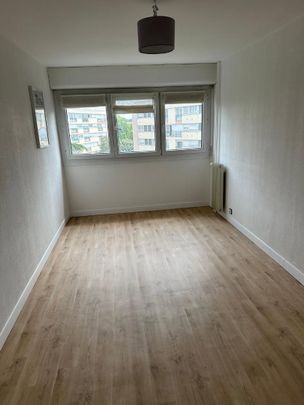 Location Appartement 3 pièces 64m² YERRES 91330 - Photo 1