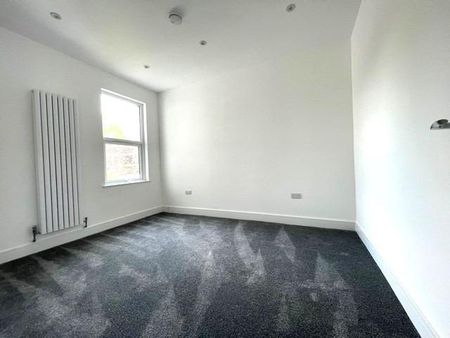 6 bedroom semi-detached house to rent - Photo 3