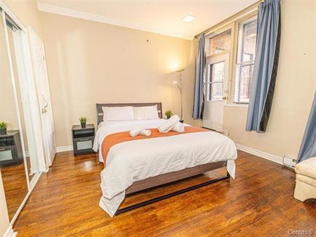 329 Rue du Square St Louis - Photo 4