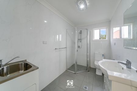 Oversized TWO bedroom Granny flat in ideal location - Photo 3