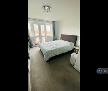 2 bedroom flat to rent - Photo 6