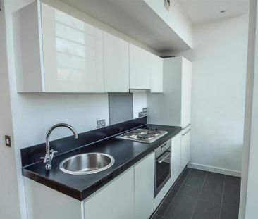 2 bedroom apartment to rent - Photo 6