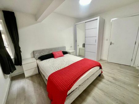 1 bedroom house of multiple occupation to rent - Photo 5