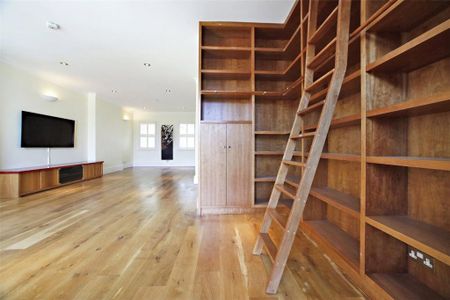 4 bedroom detached house to rent - Photo 4