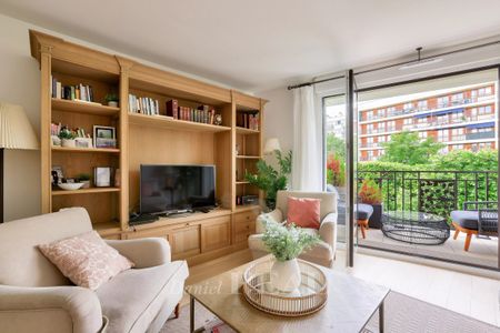 Saint-Cloud - Val d'Or - Appartement meublé et traversant de 95 m² avec balcons. - Photo 2