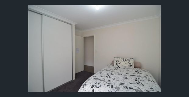 LOVELY LIGHT AND BRIGHT FAMILY HOME!!!! - Photo 1