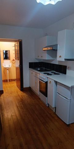 Studio to rent - Photo 4