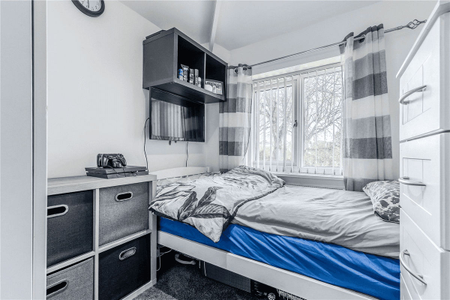 Horsforth, Leeds, LS18 - Photo 5